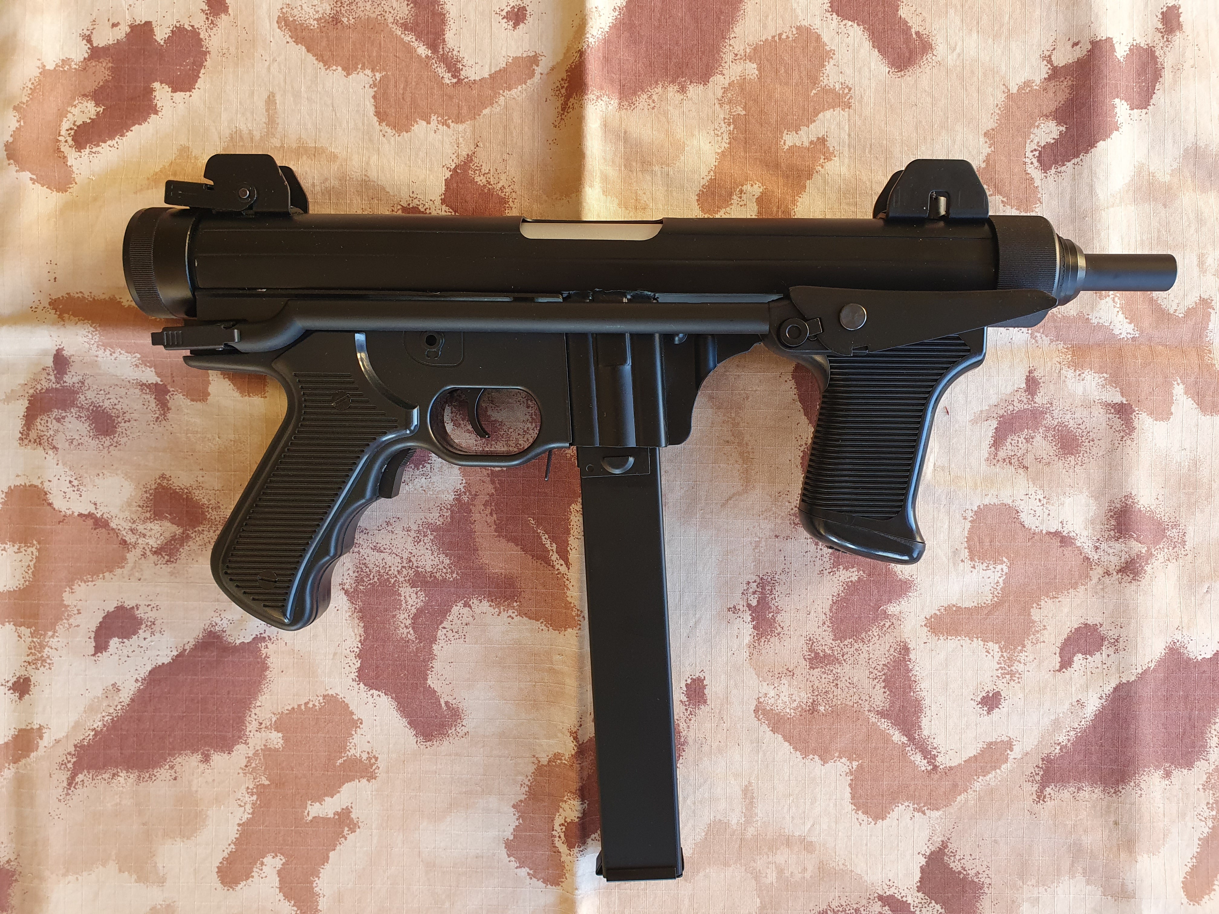 PM12 - MP12 Type M12s SMG Full Metal Aeg by UFC per S&T Armament