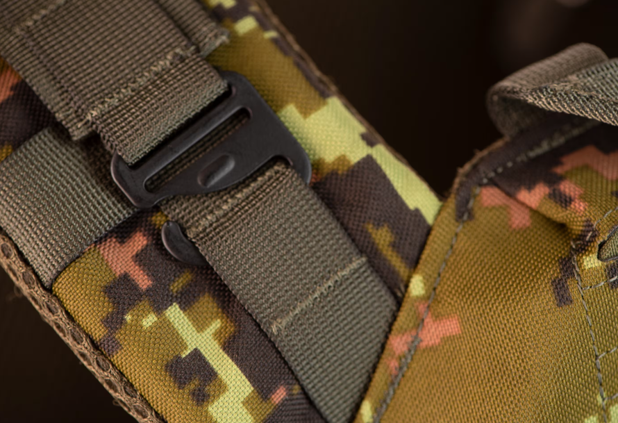 Invader Gear Plate Carrier Reaper QRB Cadpat Camo by Invader Gear