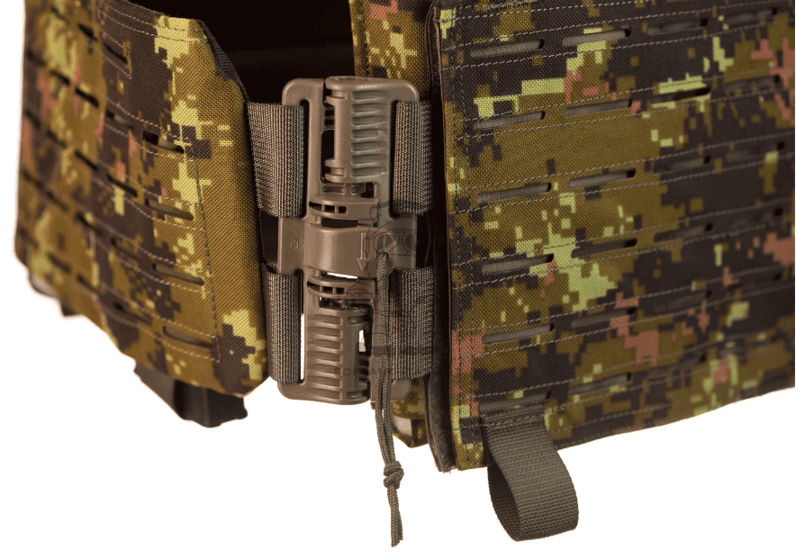 Invader Gear Plate Carrier Reaper QRB Cadpat Camo by Invader Gear