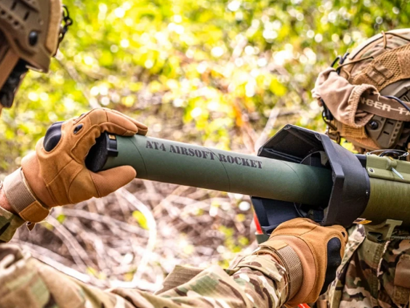 Stingray AT4 Rocket Launcher Airsoft by Stingray Airsoft