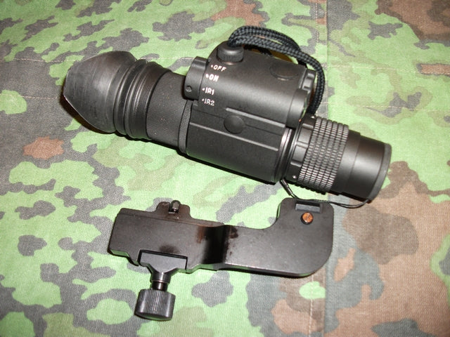 Pelican 1050 Visore Notturno di 2° Generazione Plus