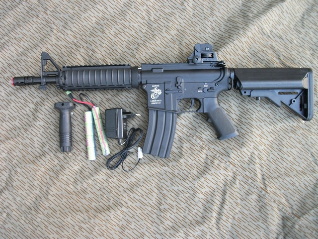 M4 CQB Full Metal USMC AEG by D-Boys