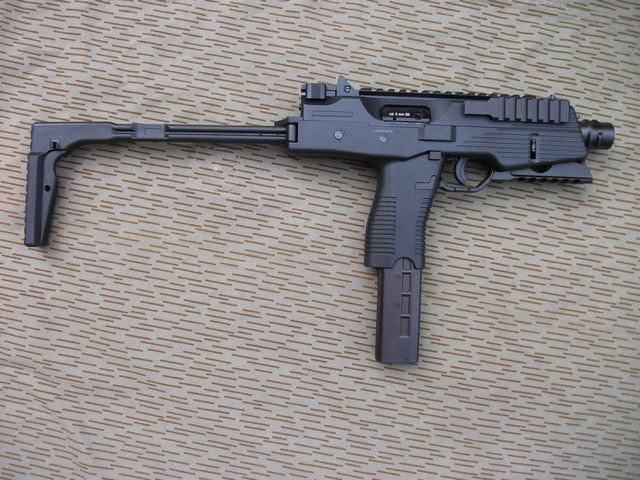 MP9A3 GBB Sub Machine Gun B&T by KWA per ASG