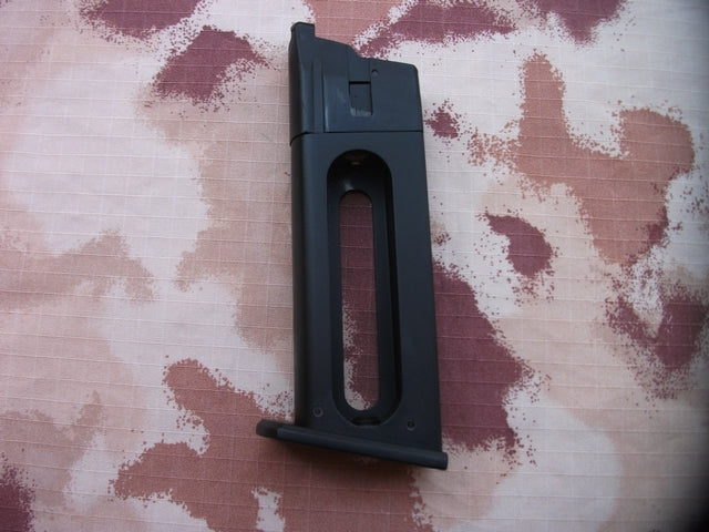 KWC DE .50 Co2 GBB Gas Blow Back by KWC