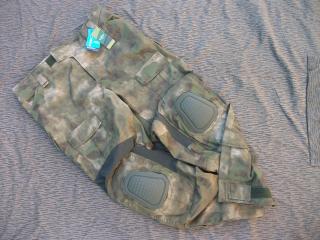 A-Tacs FG Foliage Green Predator Combat Pants by Invader/Claw Gear