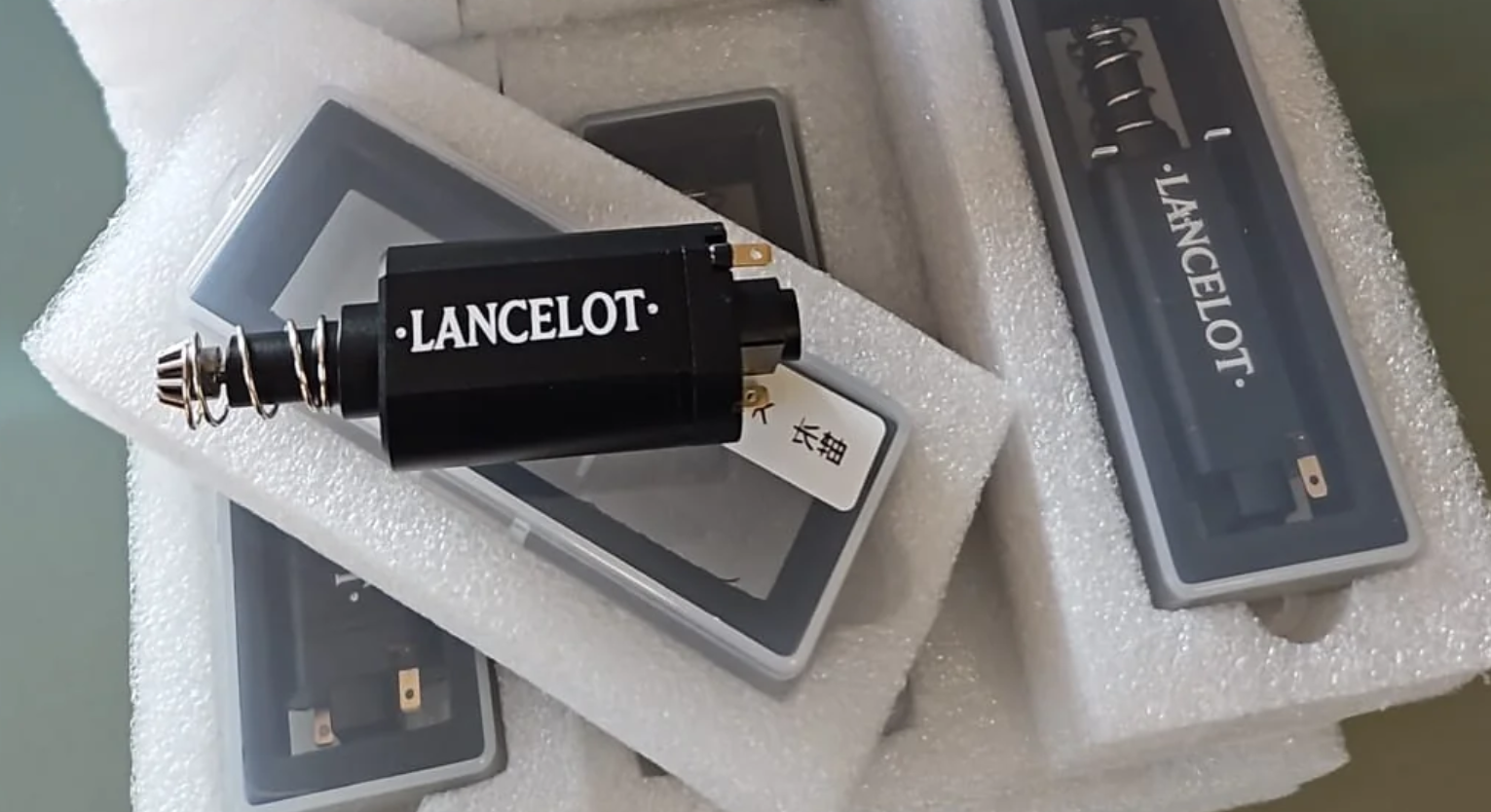 31K Lancelot Brushless Long Axis Motor Motorino ad Albero Lungo 31K by Damocles Airsoft