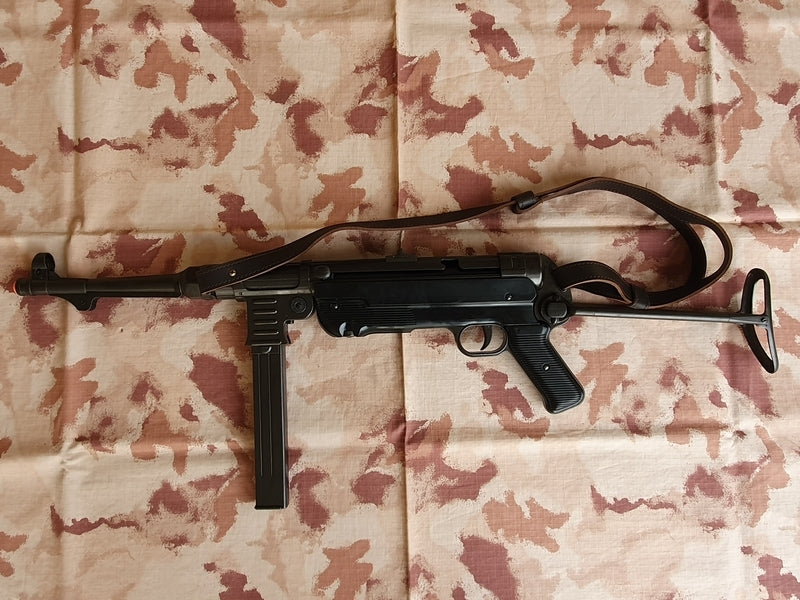 MP40 1° Serie Full Metal Inert 1:1 Replica w. Original Repro Leather Strap by Denix