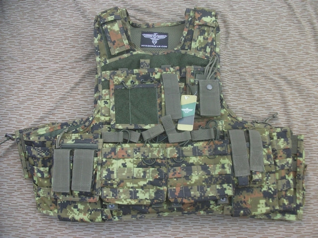 Cadpat Plate Carrier Combo Tactical Vest