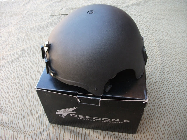 IBH Black Elmetto con Rhino Mount by Defcon 5