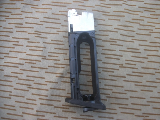 M84FS Beretta Co2 Scarrellante Scritte e Loghi Originali by Umarex