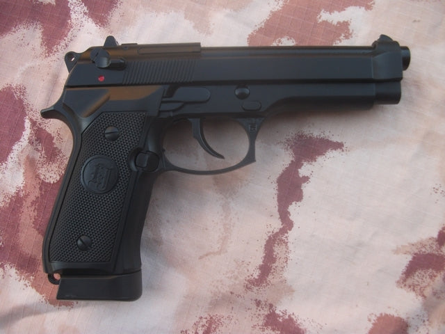 KJW M92 Type KM9 Full Metal GBB a Co2 by KJW